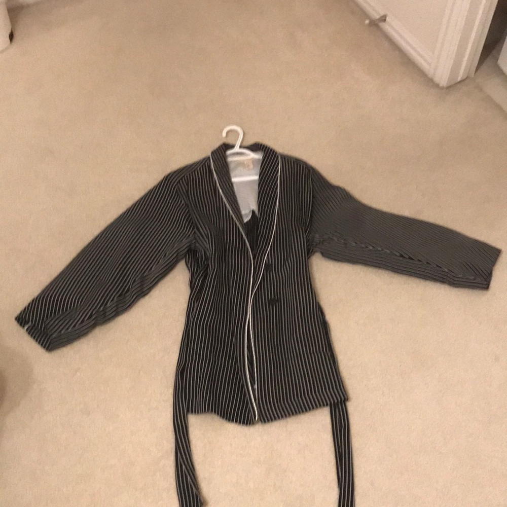 Hm trend blazer size 4